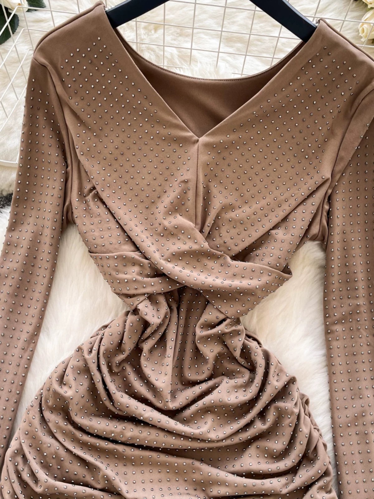 Here comes her dress CBC1373 images